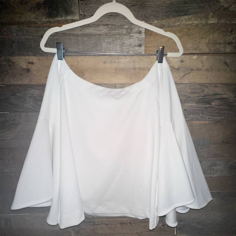 Banana Republic small white bell sleeve blouse - Picture 2 of 9
